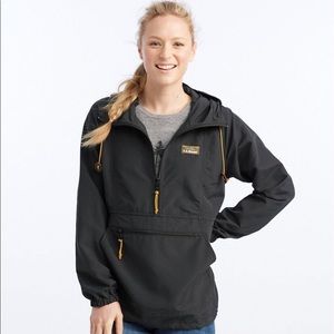 L.L. Bean Women’s Mountain Classic Anorak, size S